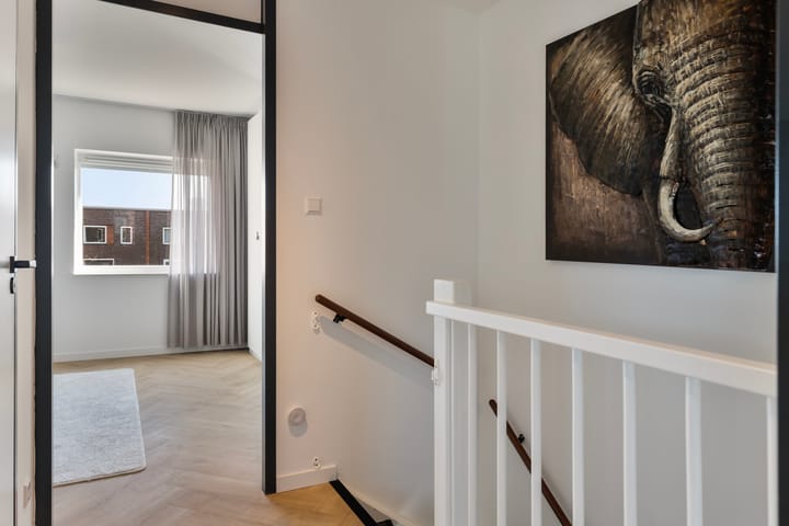 Foto 36 van J.H. van den Broekstraat 4