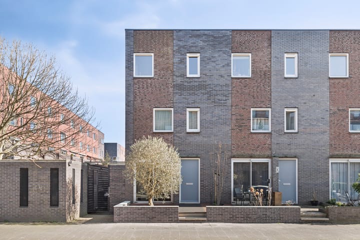 Foto 42 van J.H. van den Broekstraat 4