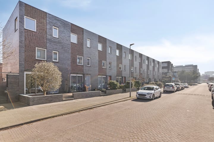 Foto 43 van J.H. van den Broekstraat 4