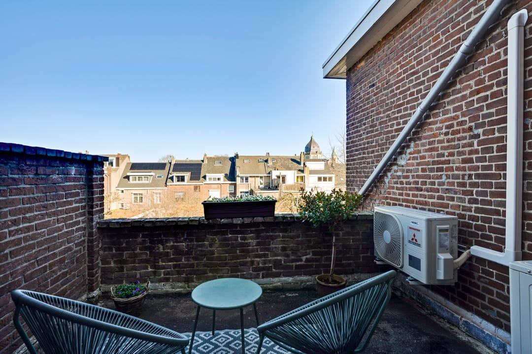 Photo 31 of Joseph Hollmanstraat 15-A