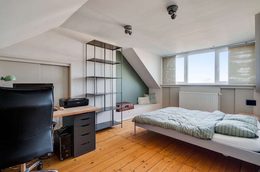 Photo 37 of Joseph Hollmanstraat 15-A