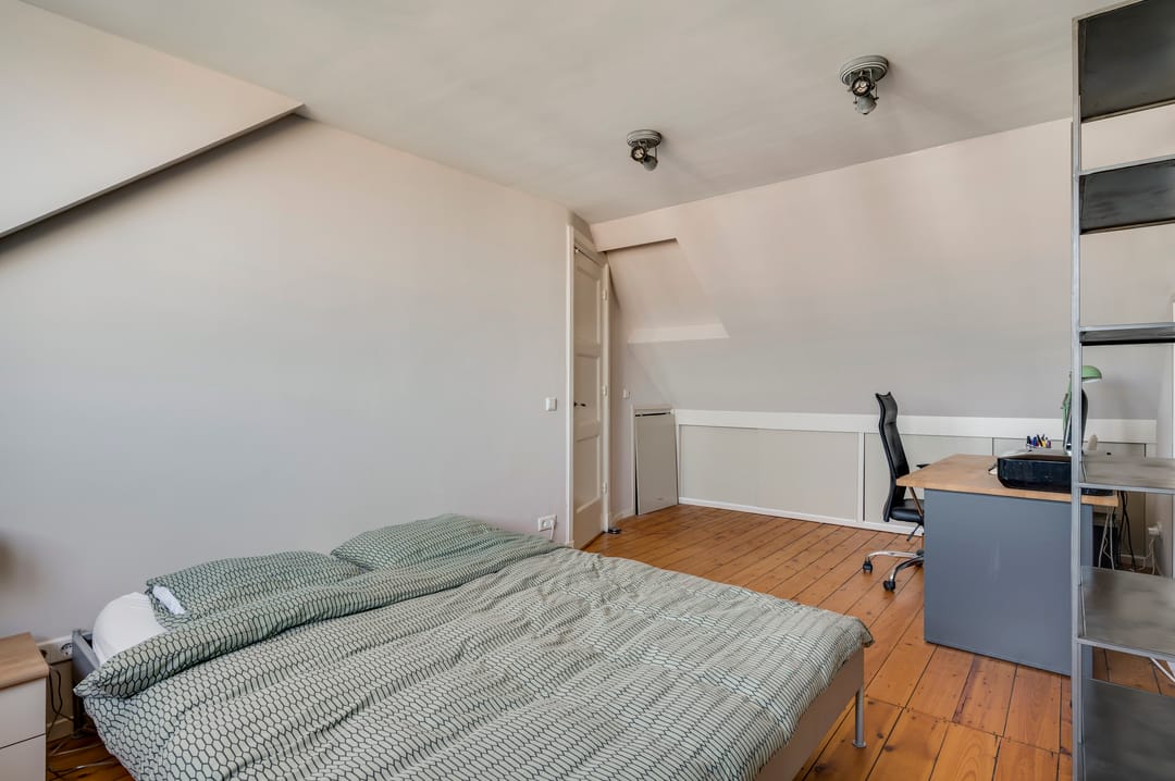 Photo 38 of Joseph Hollmanstraat 15-A