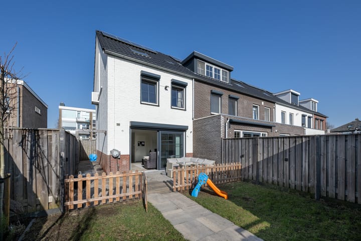 Foto 16 van Populierenlaan 12