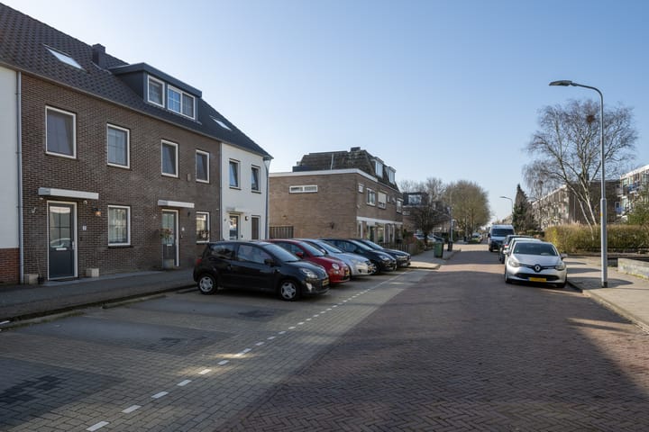 Foto 30 van Populierenlaan 12