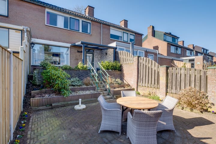 Foto 26 van Eduard van Beinumlaan 14