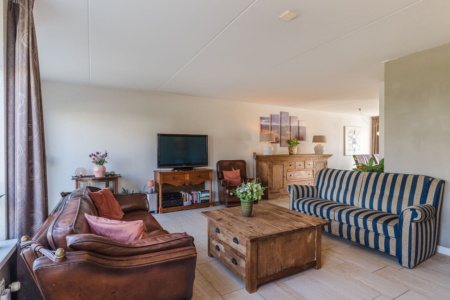 Foto 14 van Wielewaallaan 36