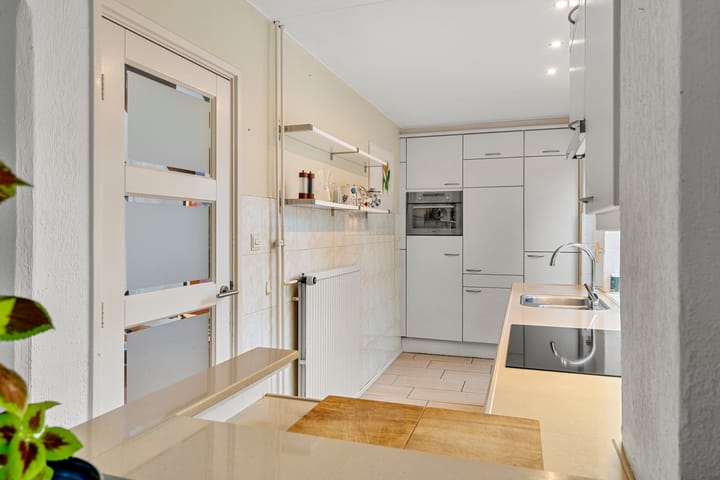 Foto 30 van Onder de Bomen 5-A