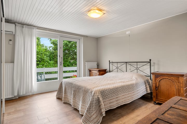 Foto 39 van Onder de Bomen 5-A