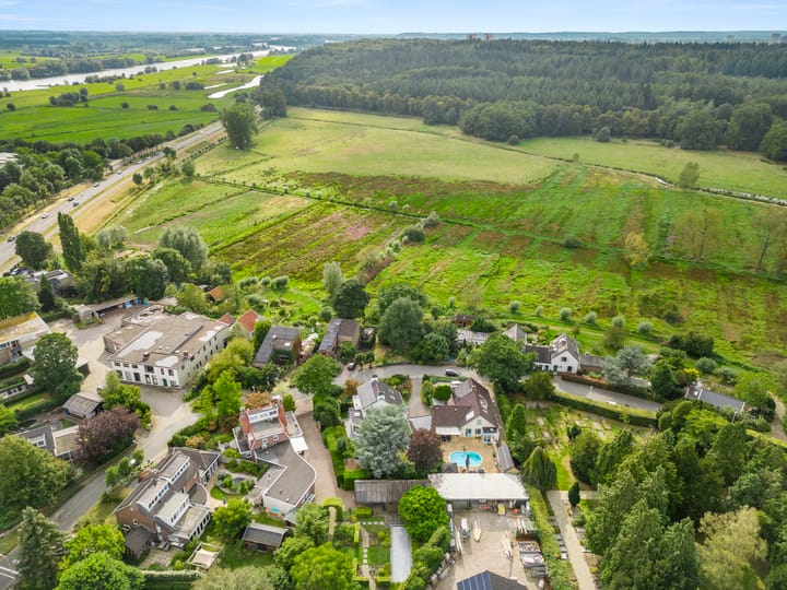 Foto 61 van Onder de Bomen 5-A