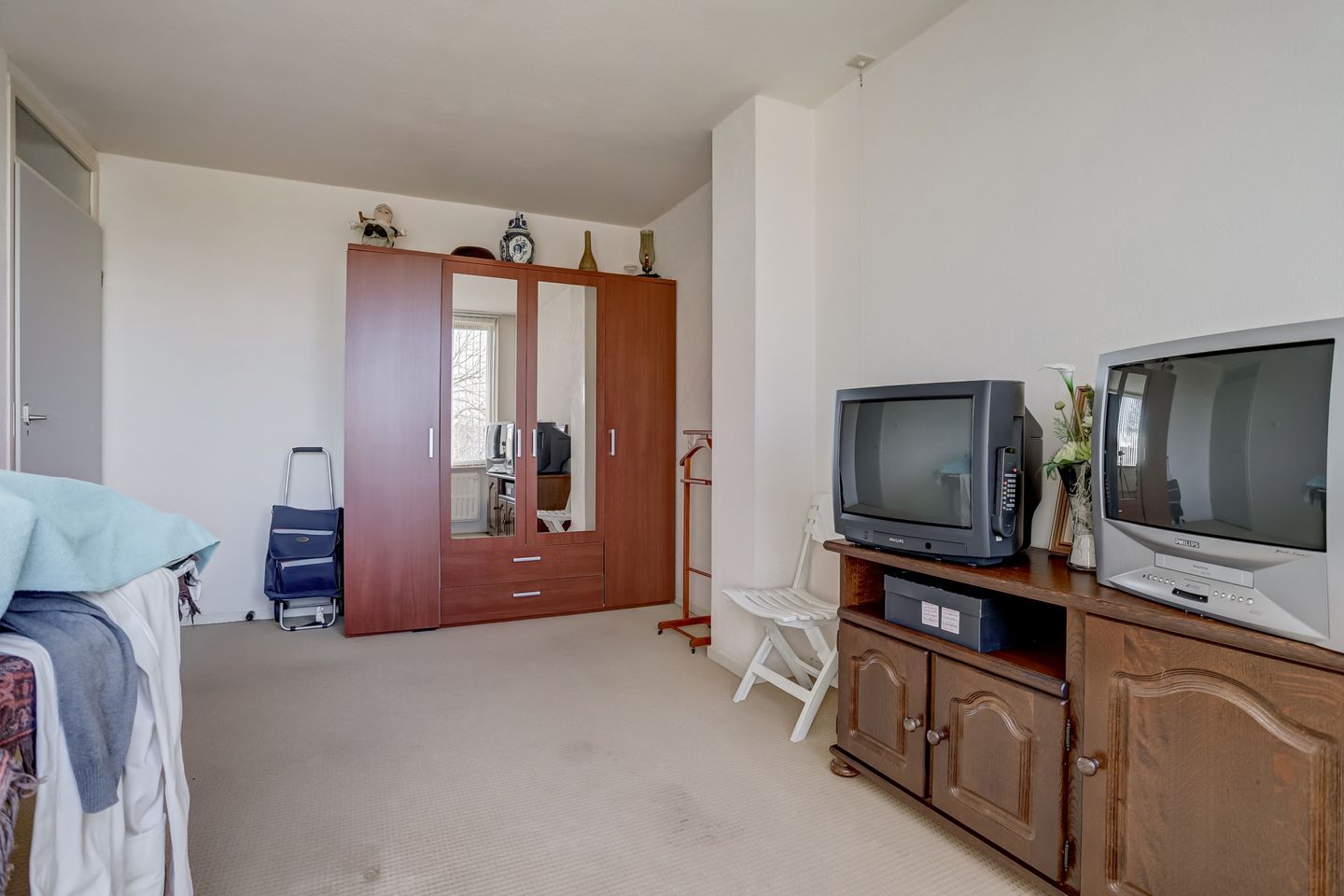 Photo 20 of Van Dubbelmondestraat 4