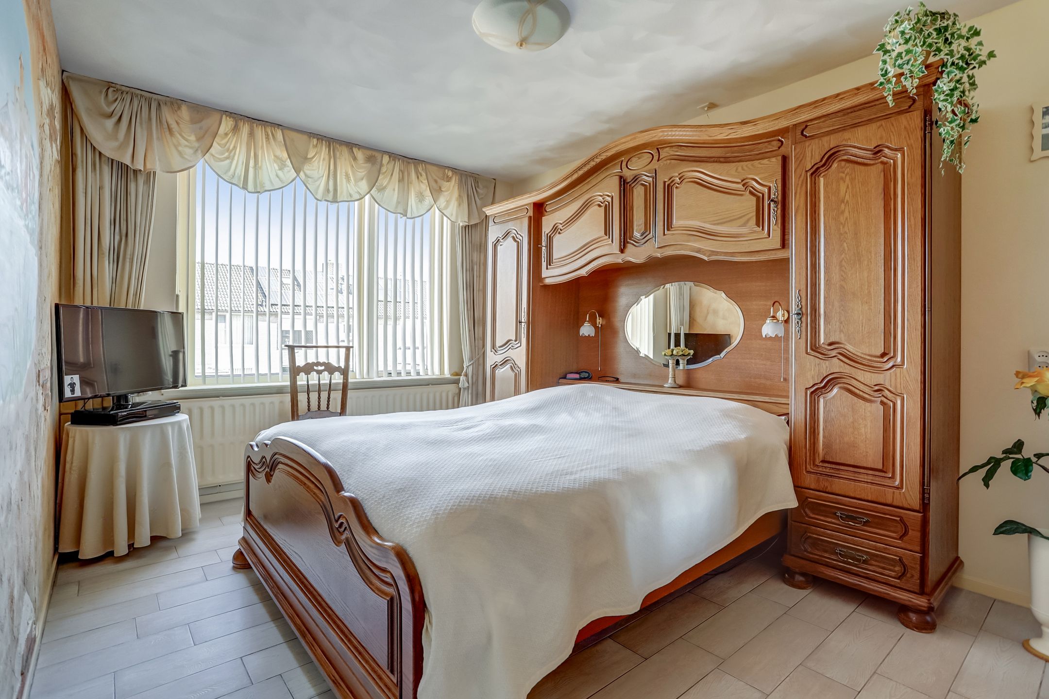 Photo 21 of Van Dubbelmondestraat 4