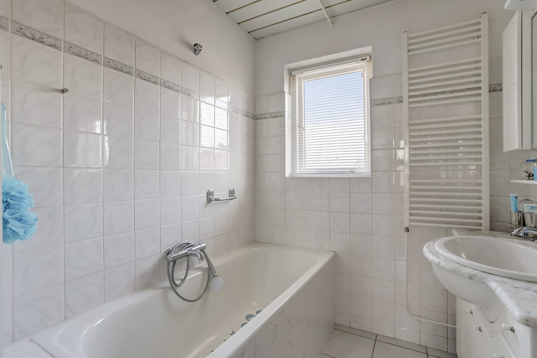 Photo 23 of Van Dubbelmondestraat 4