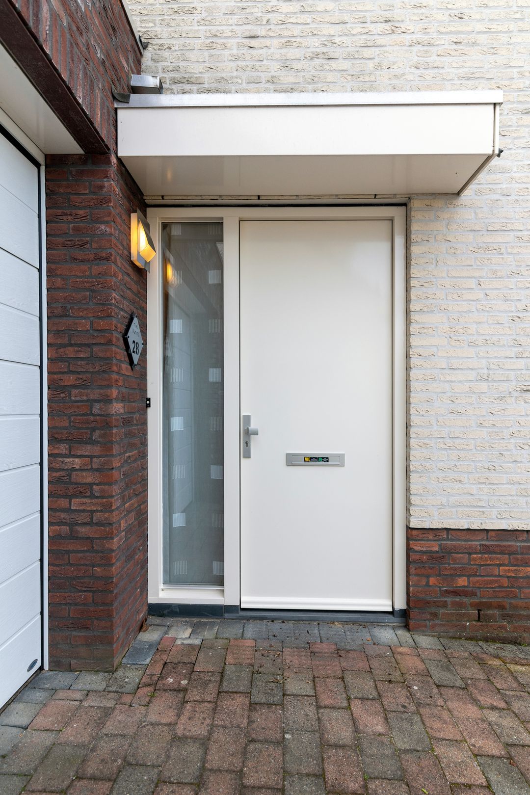 Foto 8 van Johan Hoenplantsoen 28