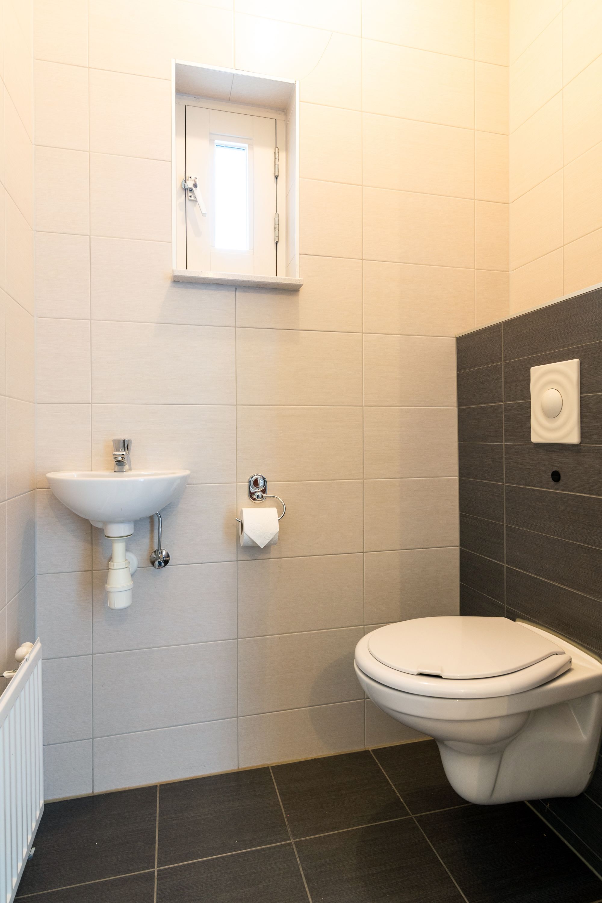 Foto 12 van Johan Hoenplantsoen 28