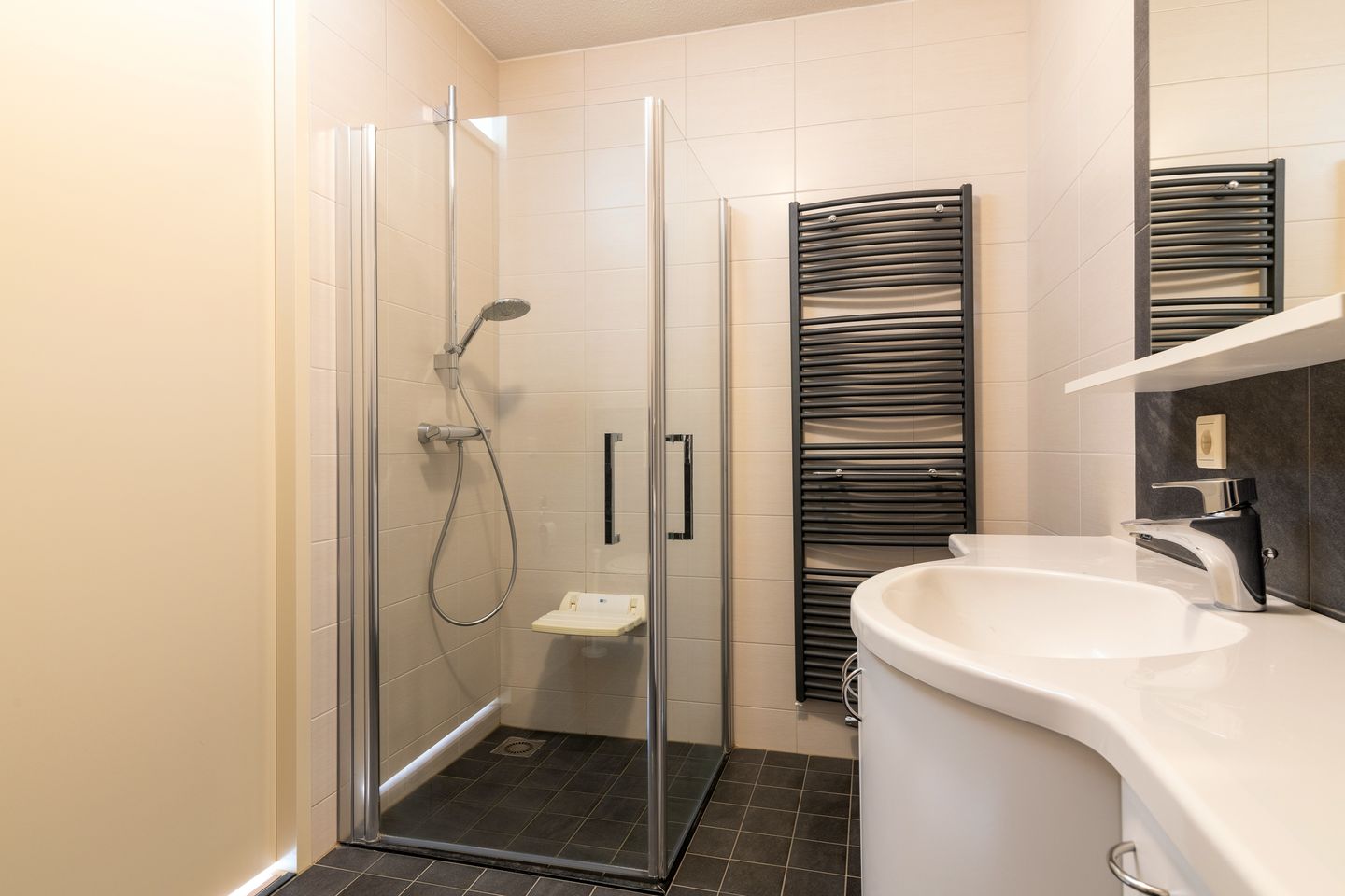 Foto 19 van Johan Hoenplantsoen 28