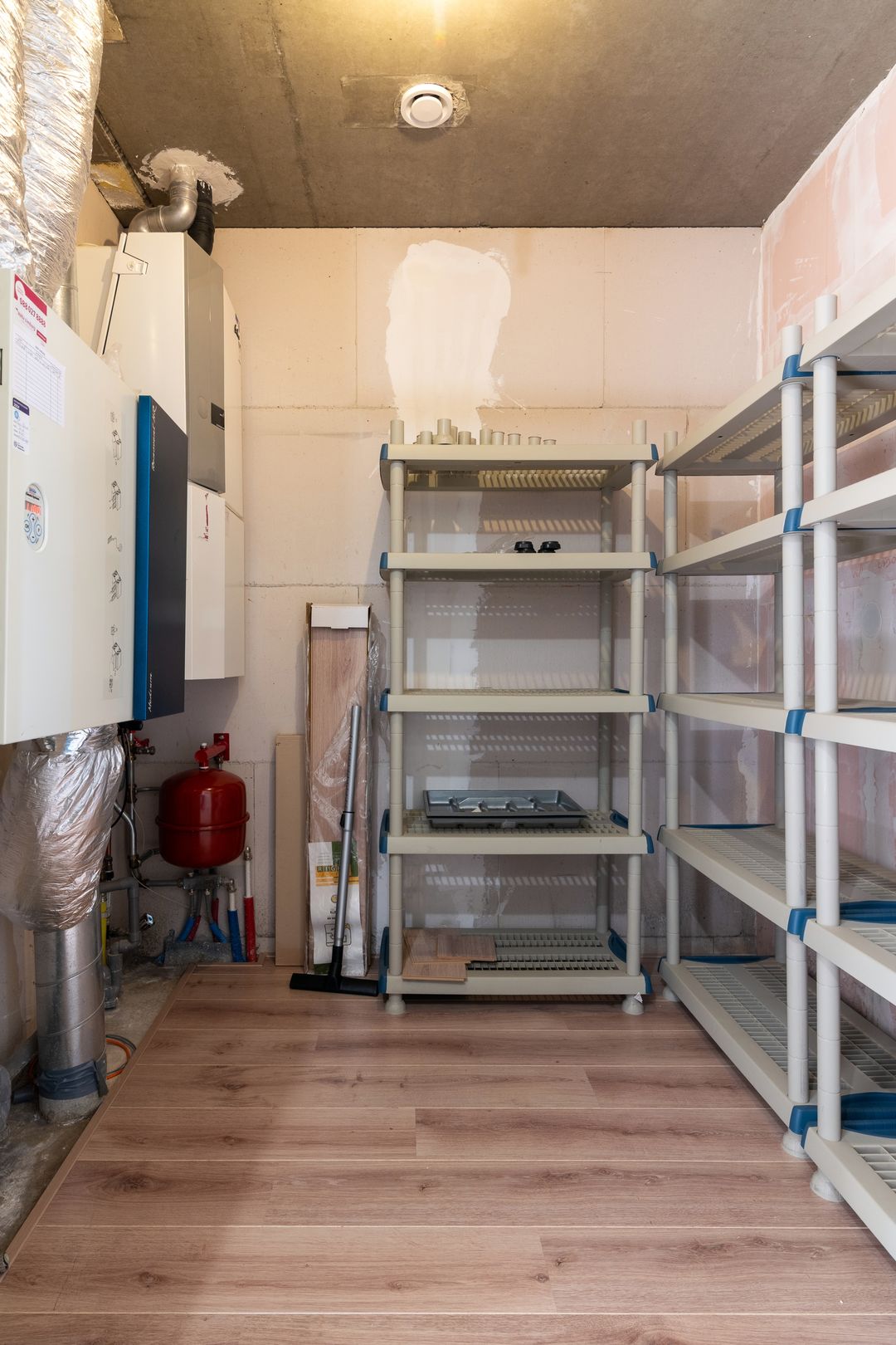 Foto 28 van Johan Hoenplantsoen 28