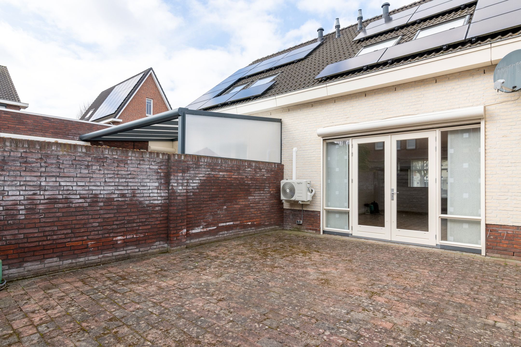 Foto 30 van Johan Hoenplantsoen 28