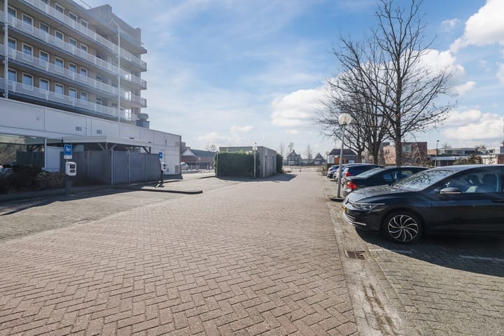 Photo 32 of Hemenweg 80