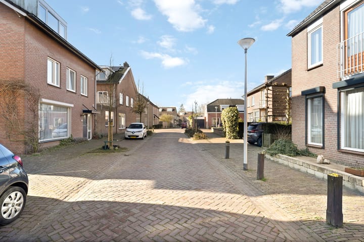 Foto 5 van Unastraat 15