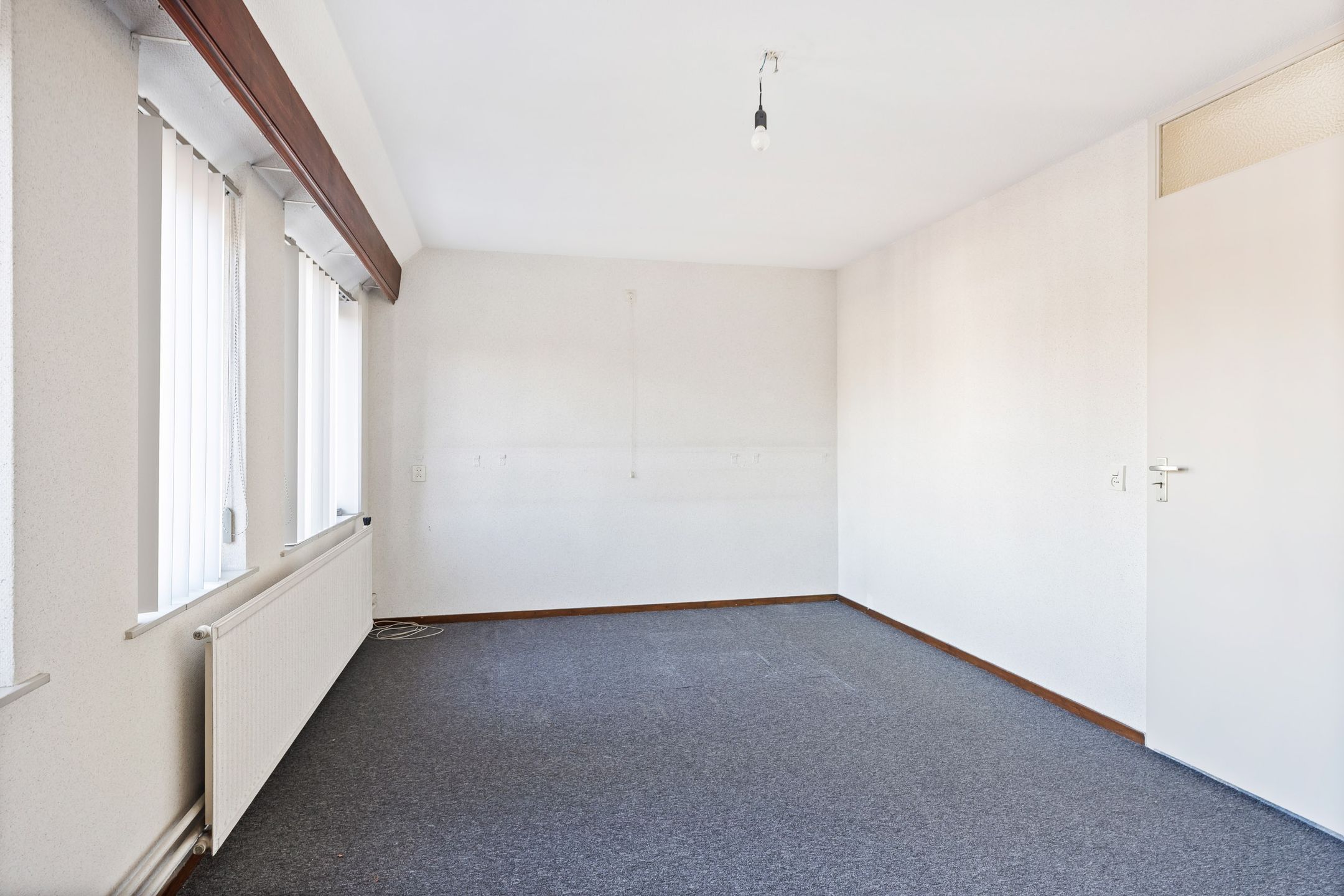 Foto 30 van Unastraat 15