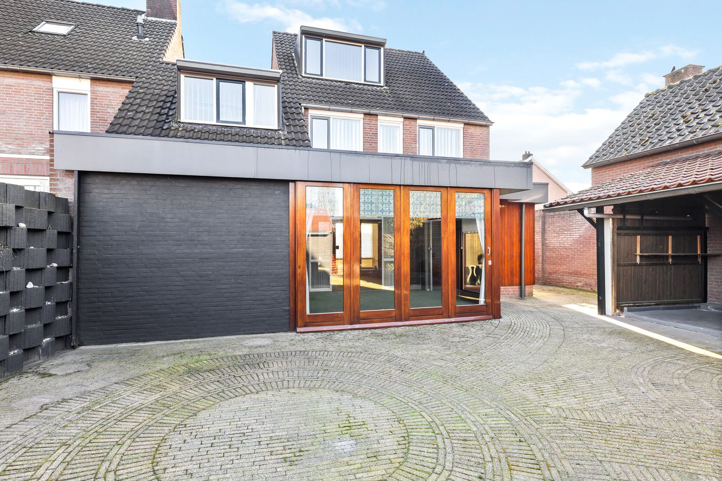 Foto 44 van Unastraat 15