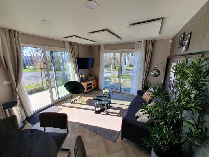 Foto 12 van Rijksweg 6-42