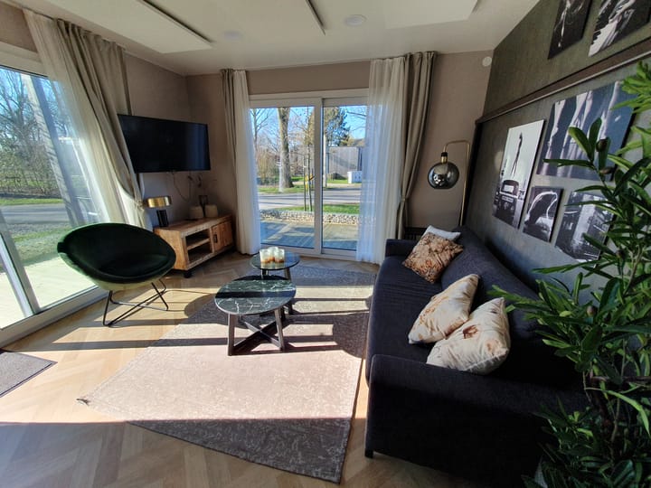 Foto 13 van Rijksweg 6-42