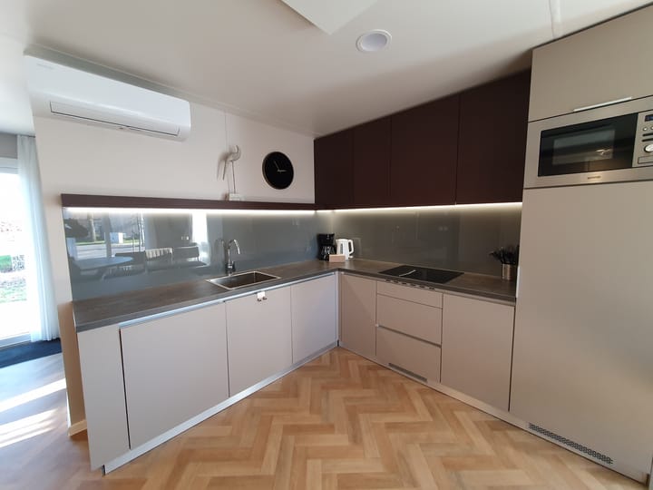 Foto 17 van Rijksweg 6-42