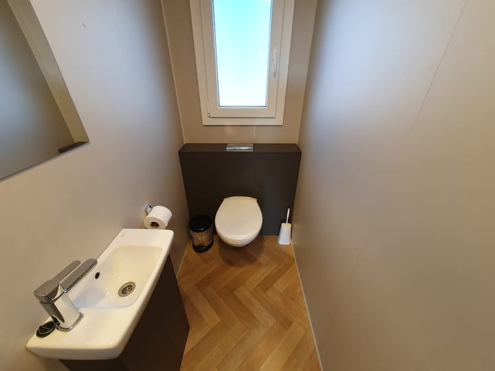 Foto 24 van Rijksweg 6-42