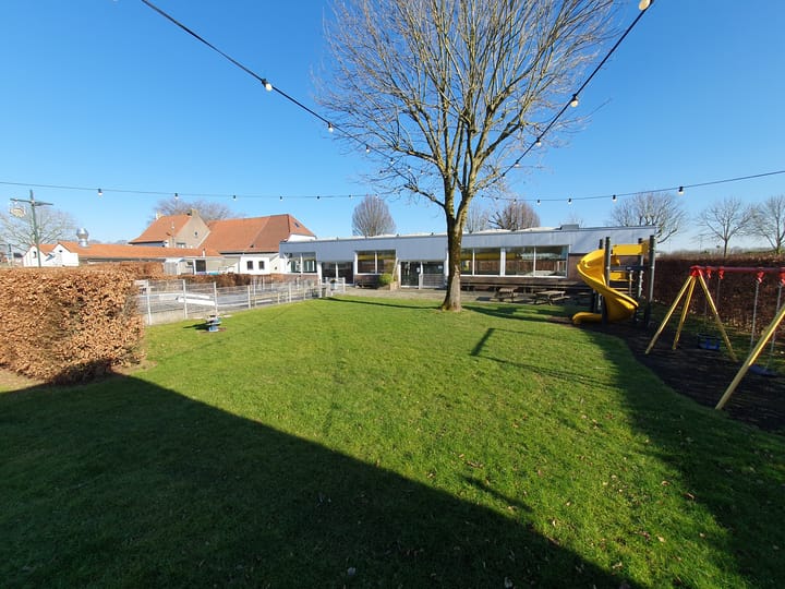 Foto 26 van Rijksweg 6-42