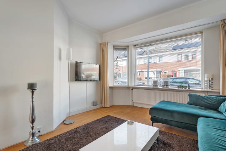 Foto 4 van Van Lennepstraat 12