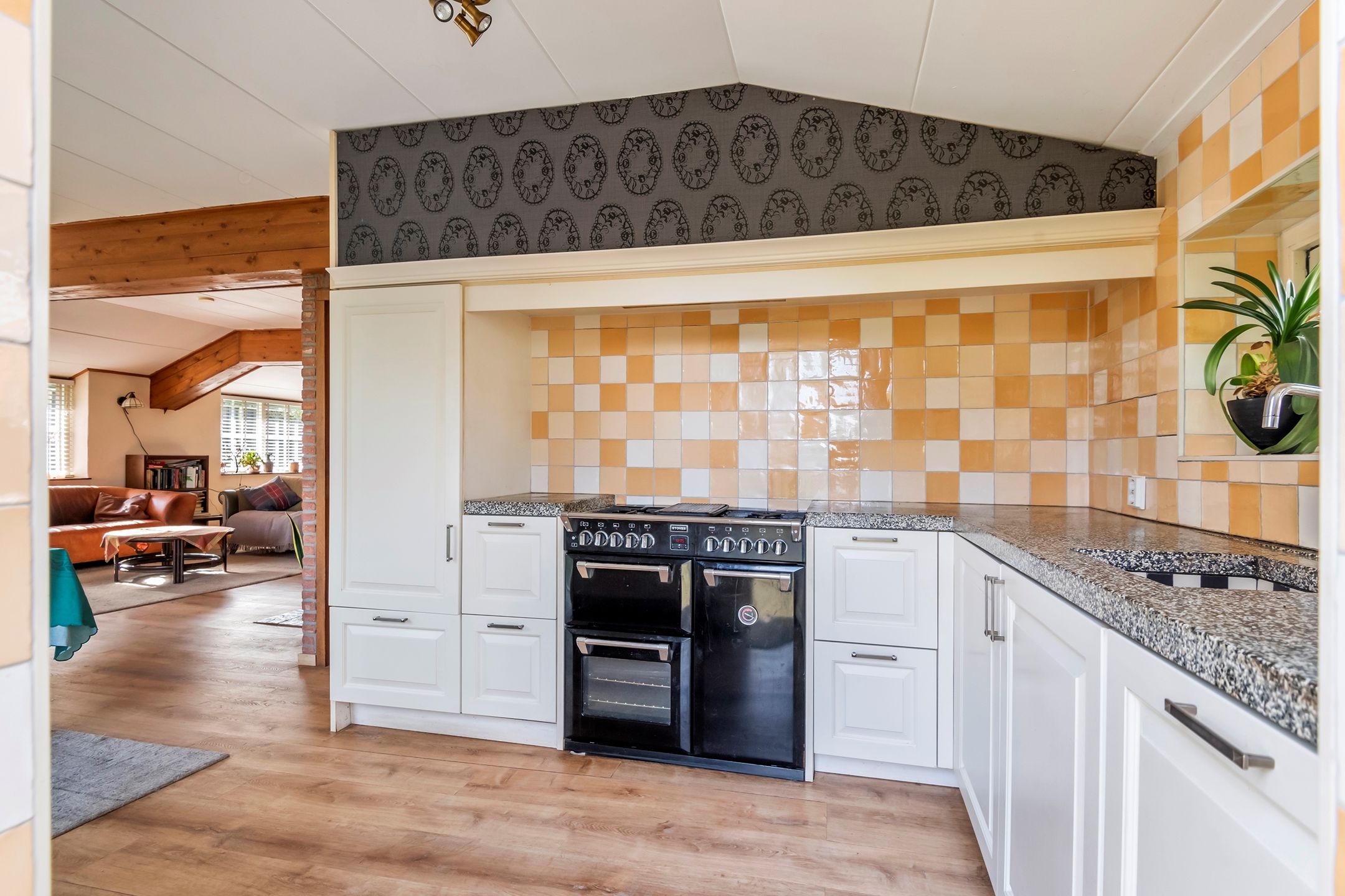 Foto 21 van Veenendaalseweg 43