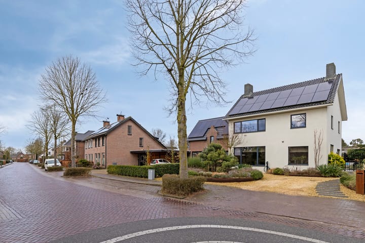 Foto 52 van Heuvel 25