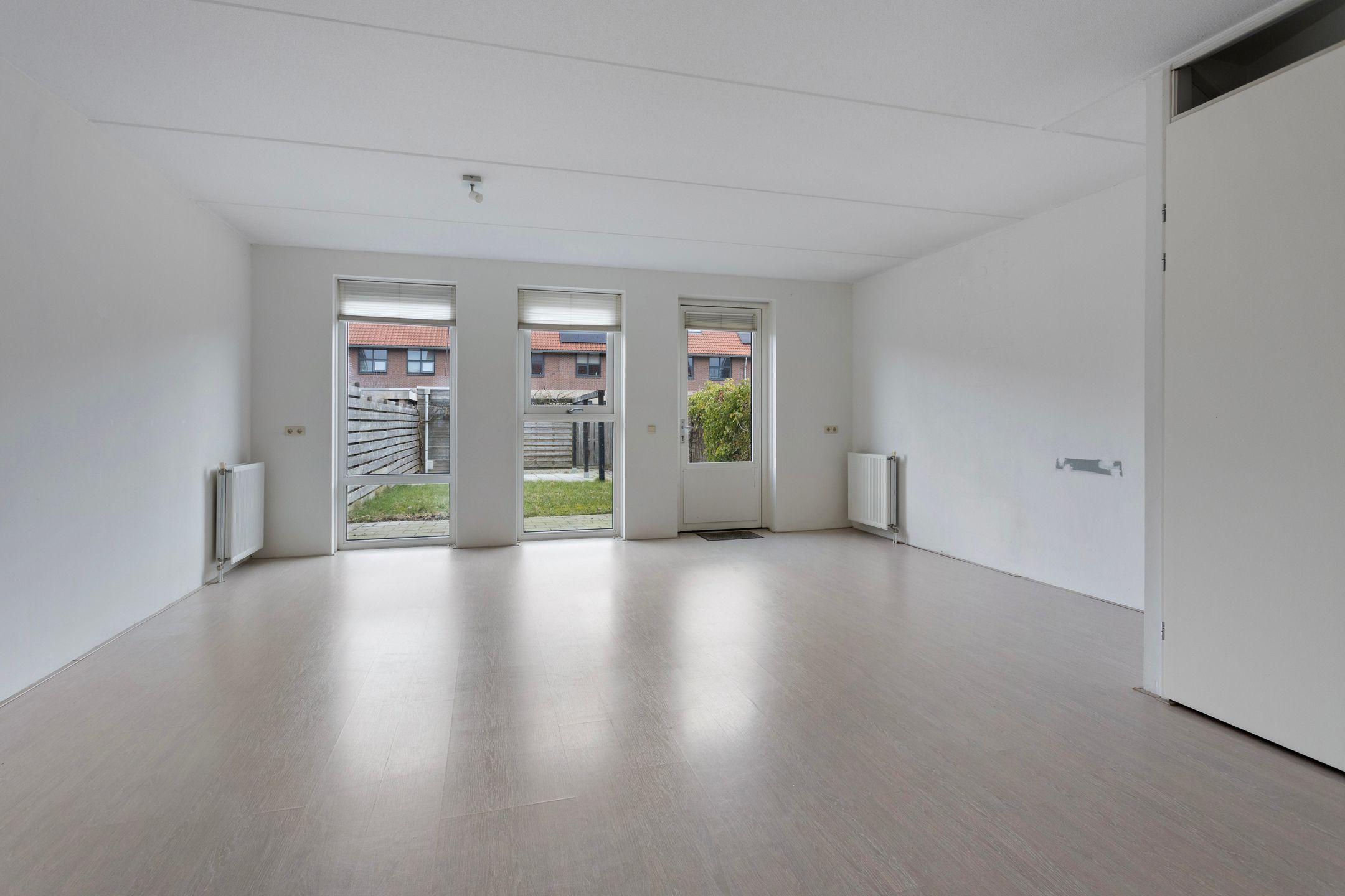 Photo 3 of Frouwesân 122