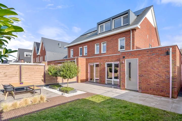 Foto 20 van Springendal 15