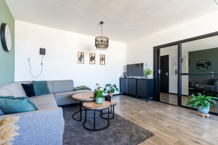 Foto 2 van Raamveld 69