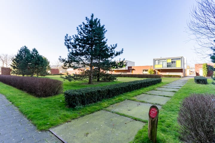 Foto 34 van Raamveld 69