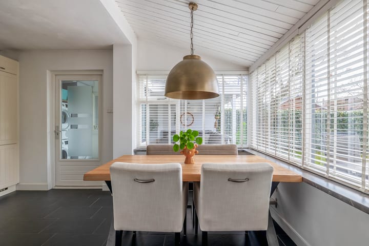 Foto 16 van De Montignylaan 9