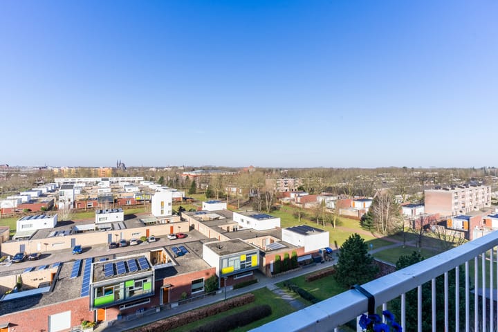 Foto 32 van Raamveld 69