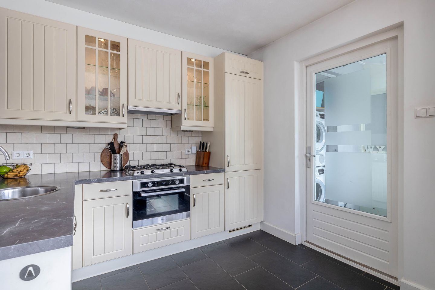 Foto 19 van De Montignylaan 9