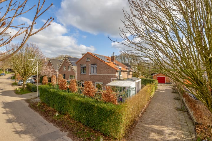 Foto 36 van De Montignylaan 9