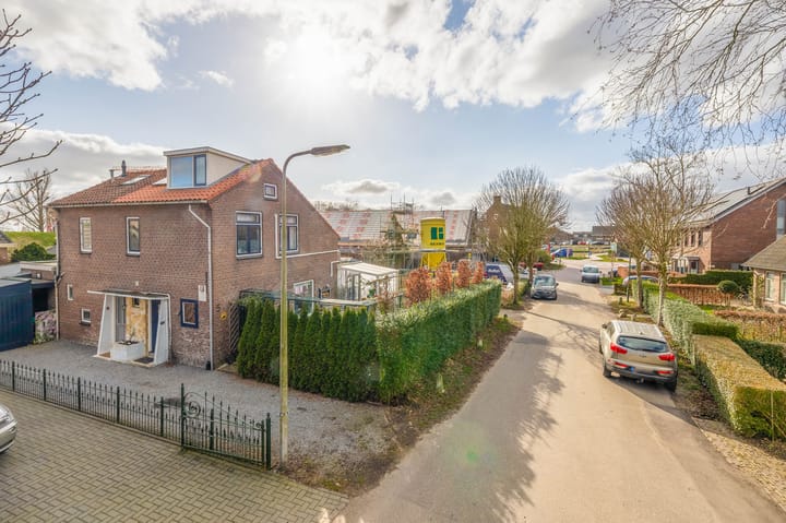 Foto 37 van De Montignylaan 9