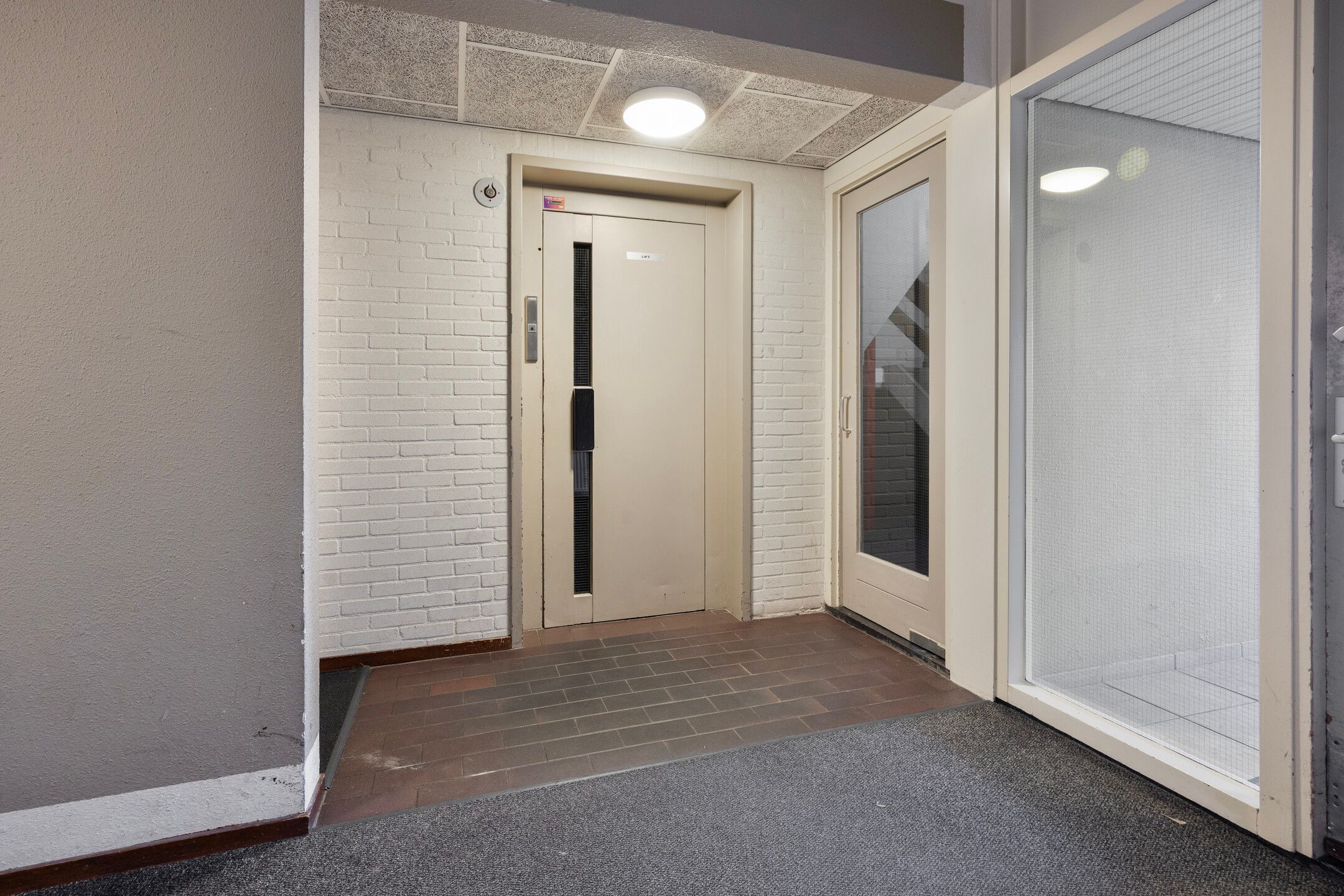 Foto 27 van Straussplein 17