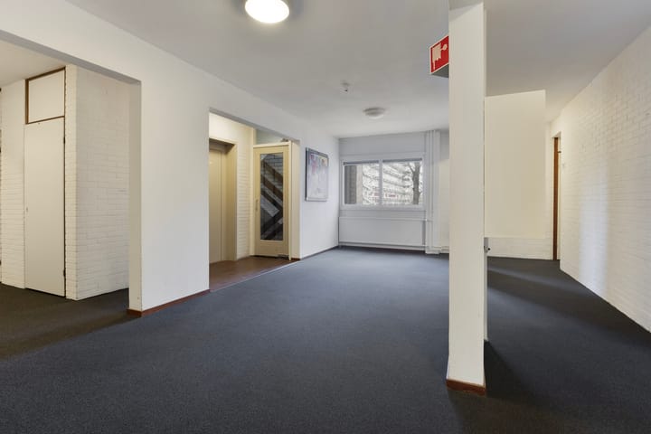 Foto 28 van Straussplein 17