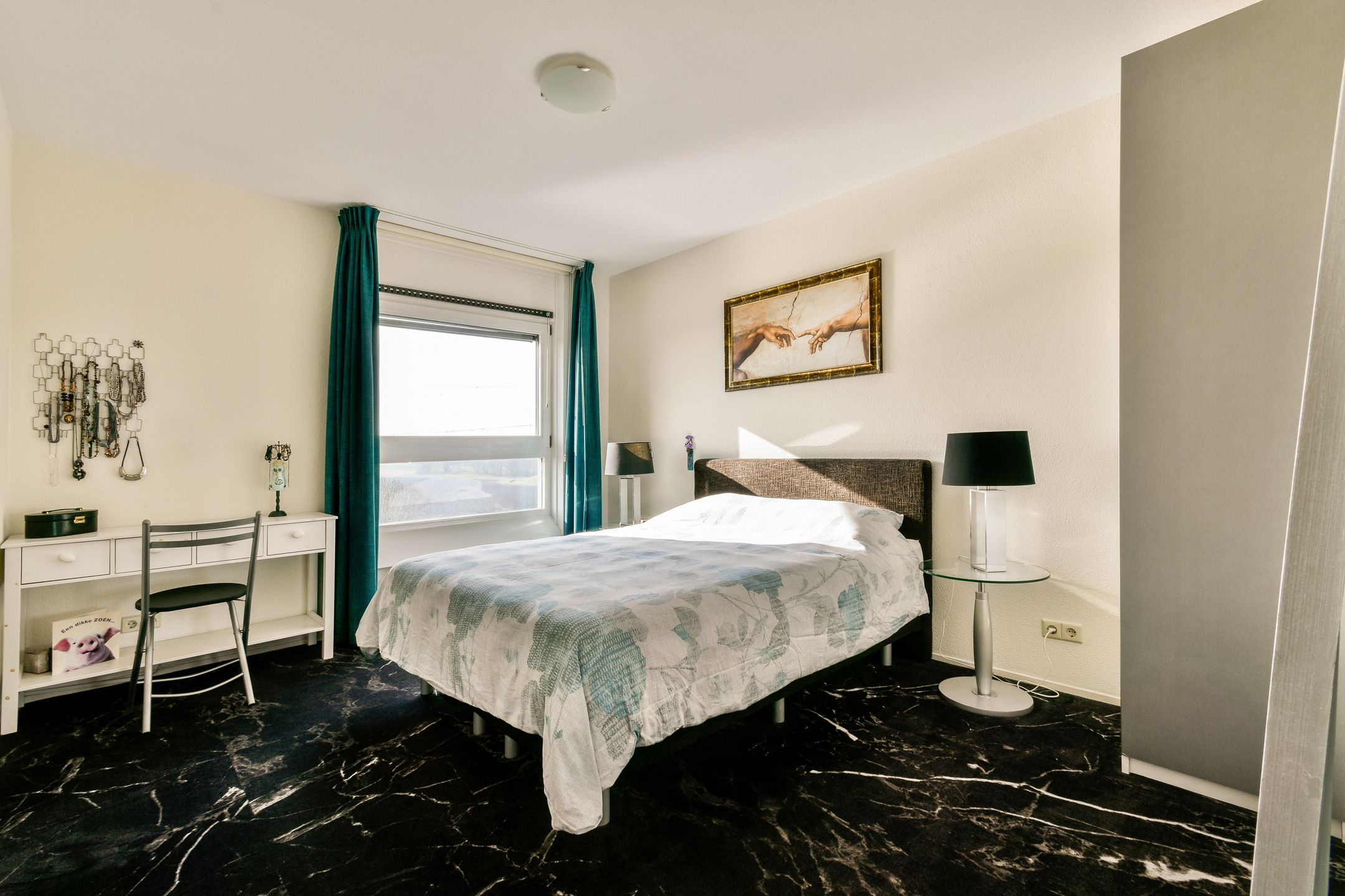 Photo 3 of Puerto Ricostraat 93