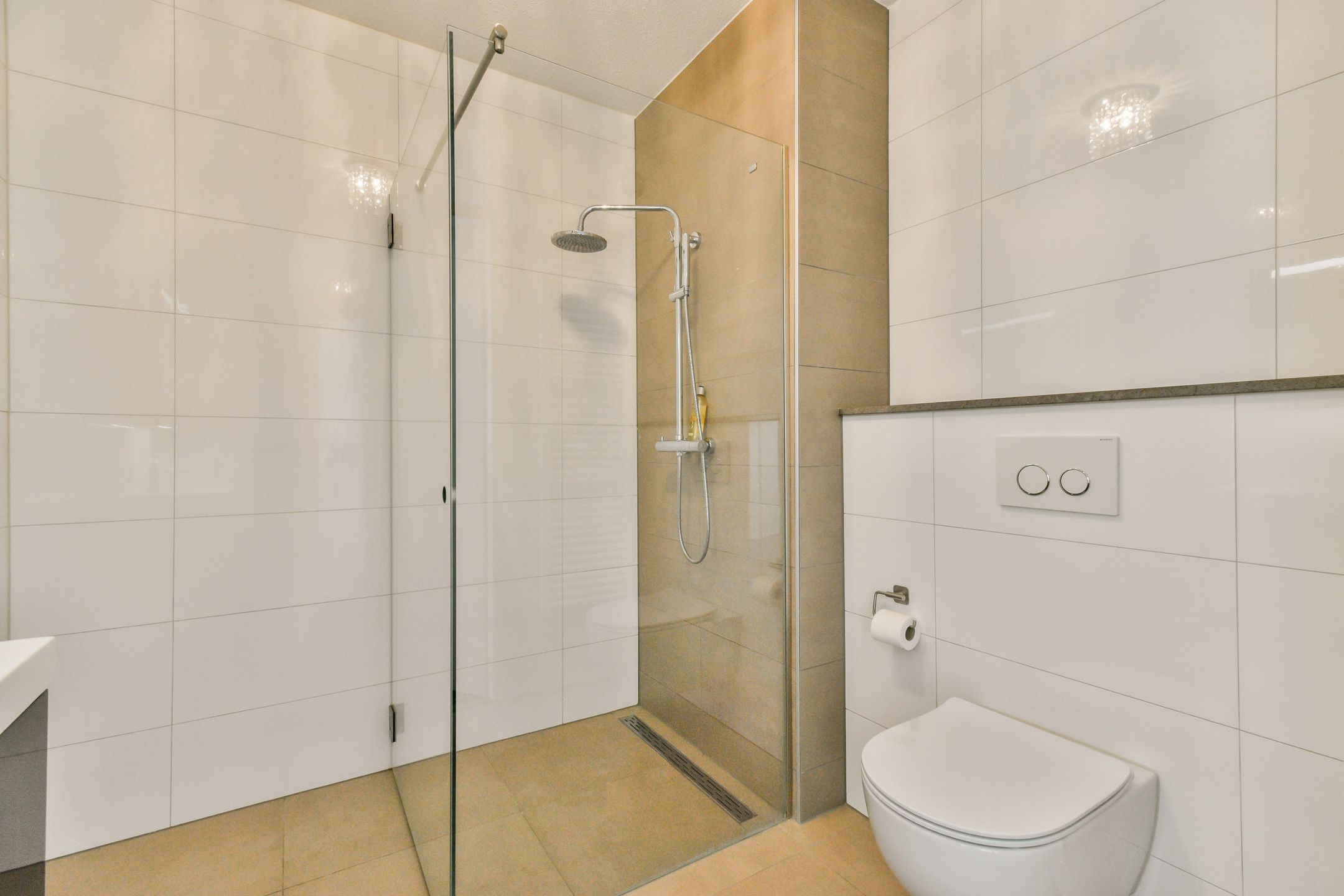 Photo 6 of Puerto Ricostraat 93