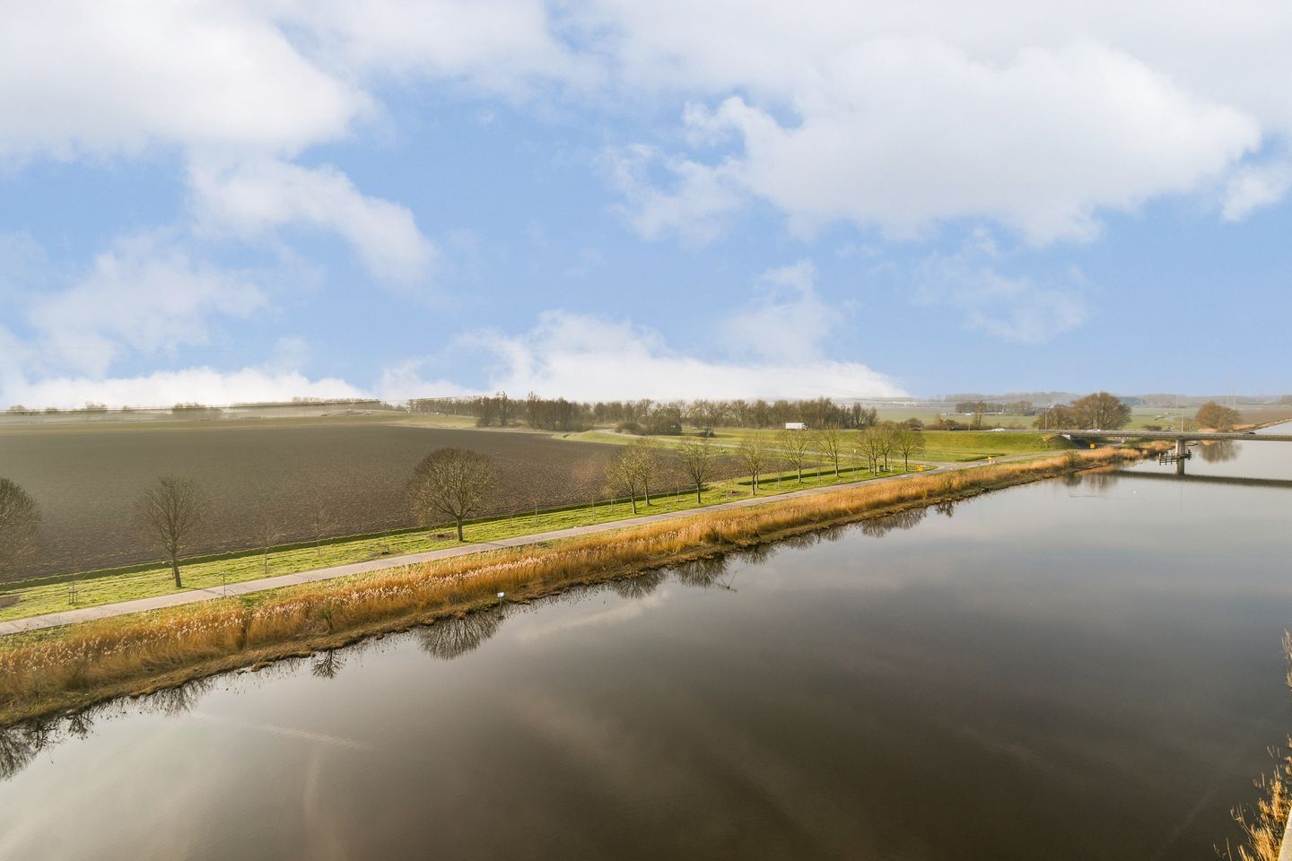 Photo 19 of Puerto Ricostraat 93