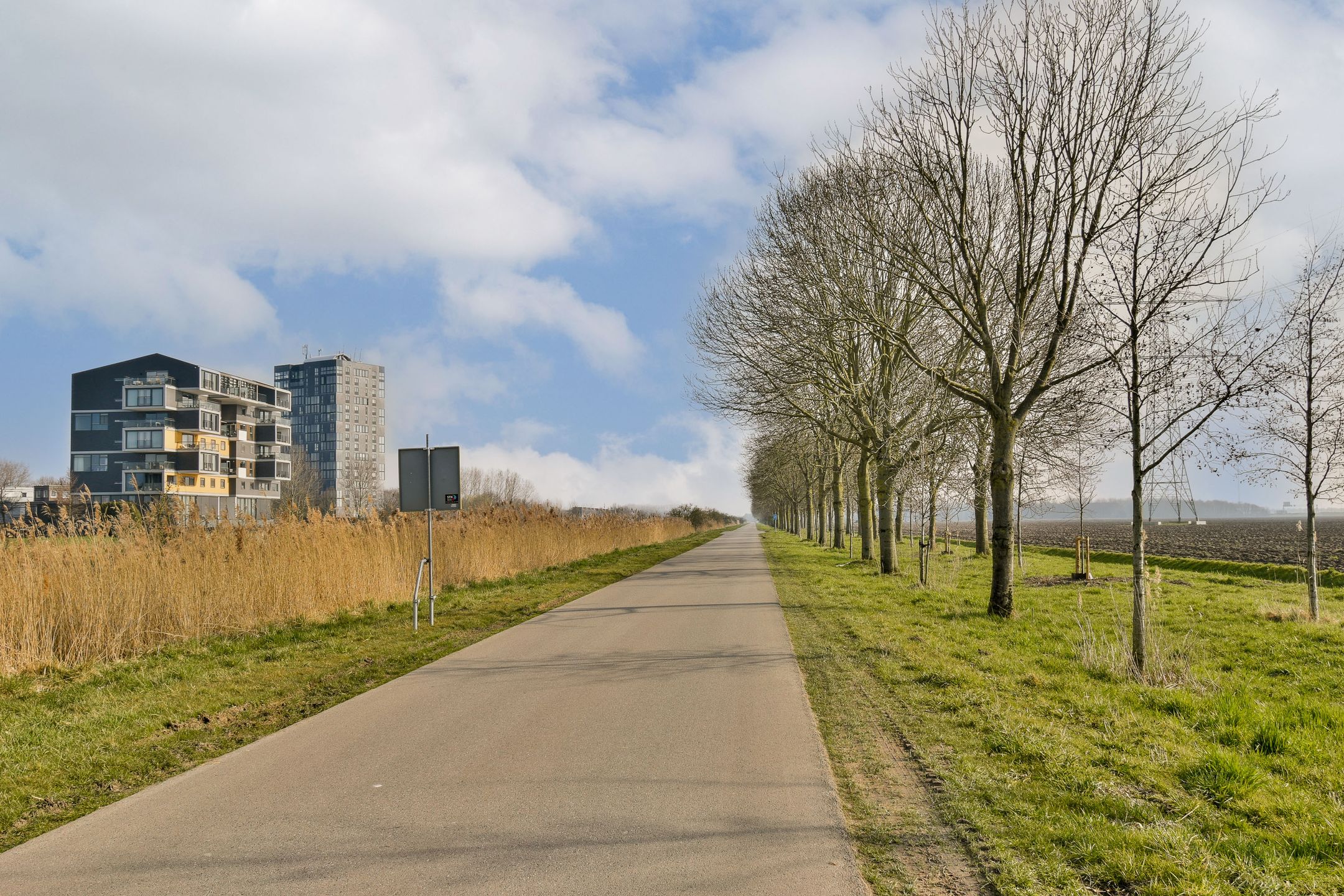 Photo 24 of Puerto Ricostraat 93