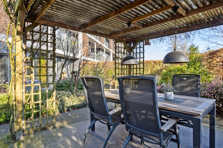 Foto 49 van Het Maisveld 24