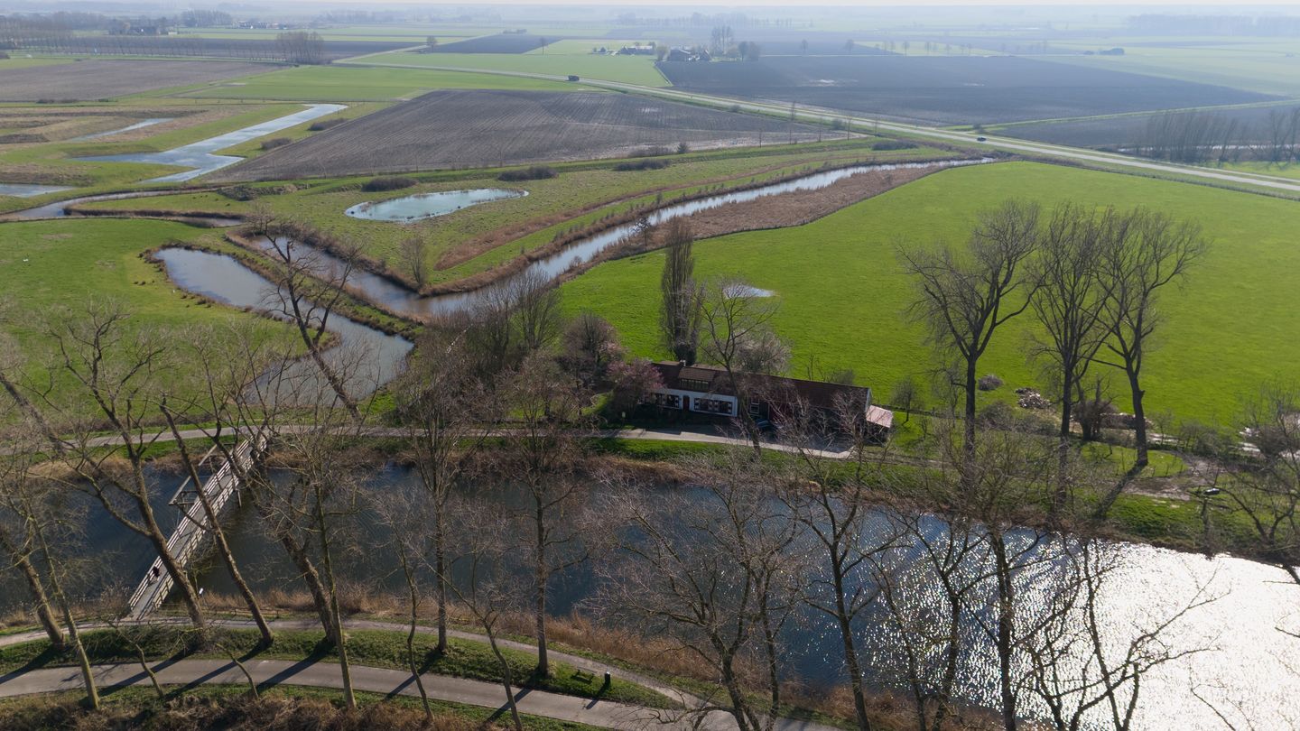 Foto 4 van St. Donaes 1